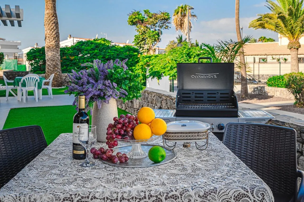 Apartment Bungalow -2 Minute From The Beach. Playa de las Américas