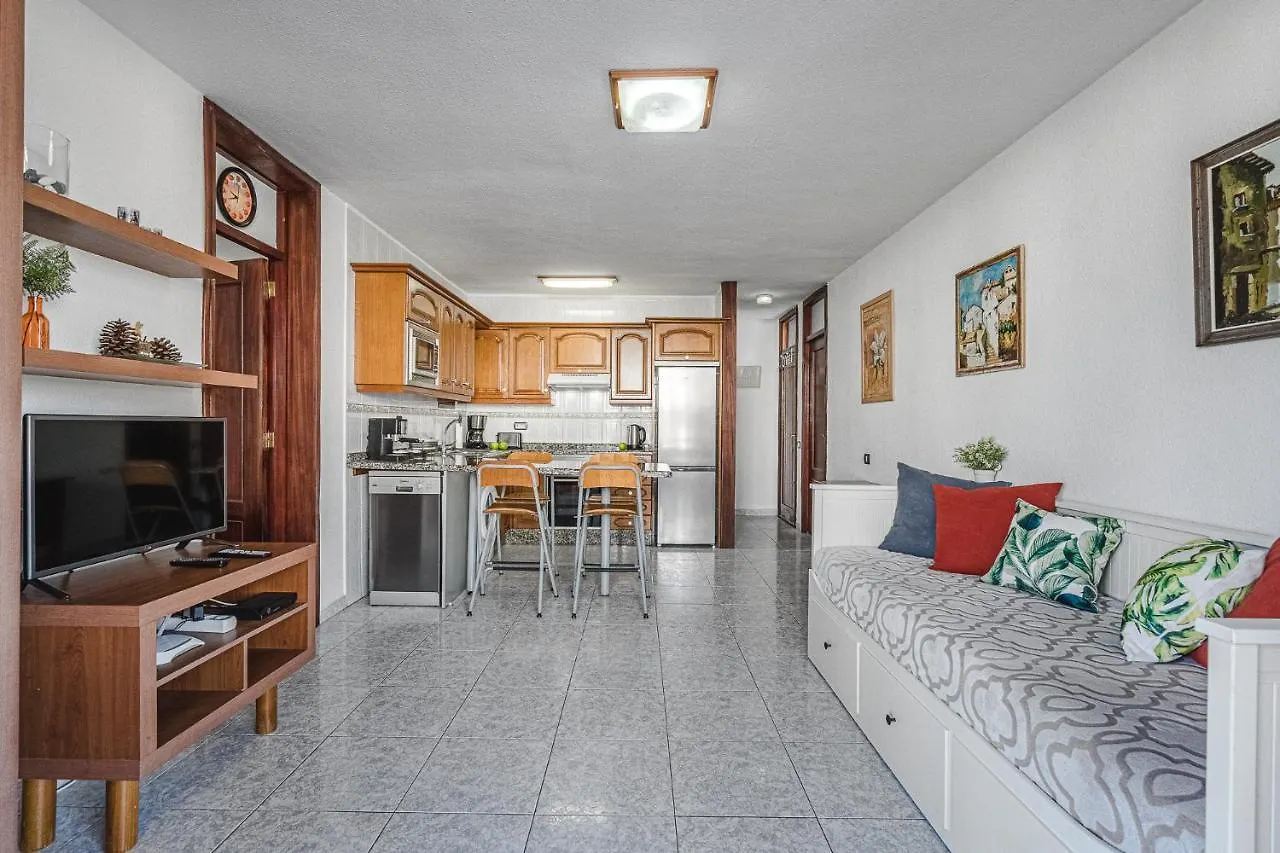 Bungalow -2 Minute From The Beach. Playa de las Américas Spanien