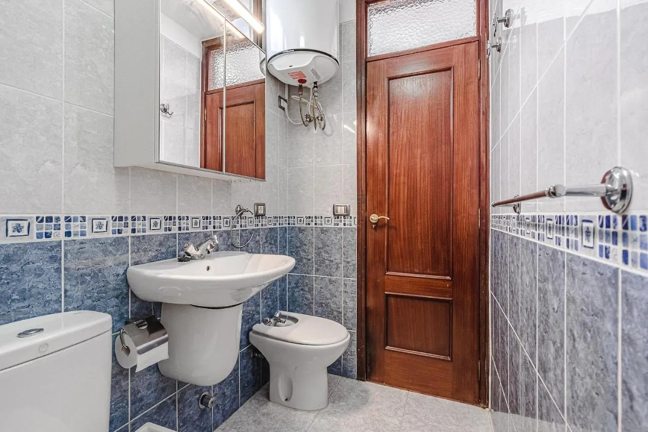Bungalow -2 Minute From The Beach. Playa de las Américas 0*,  Spanien